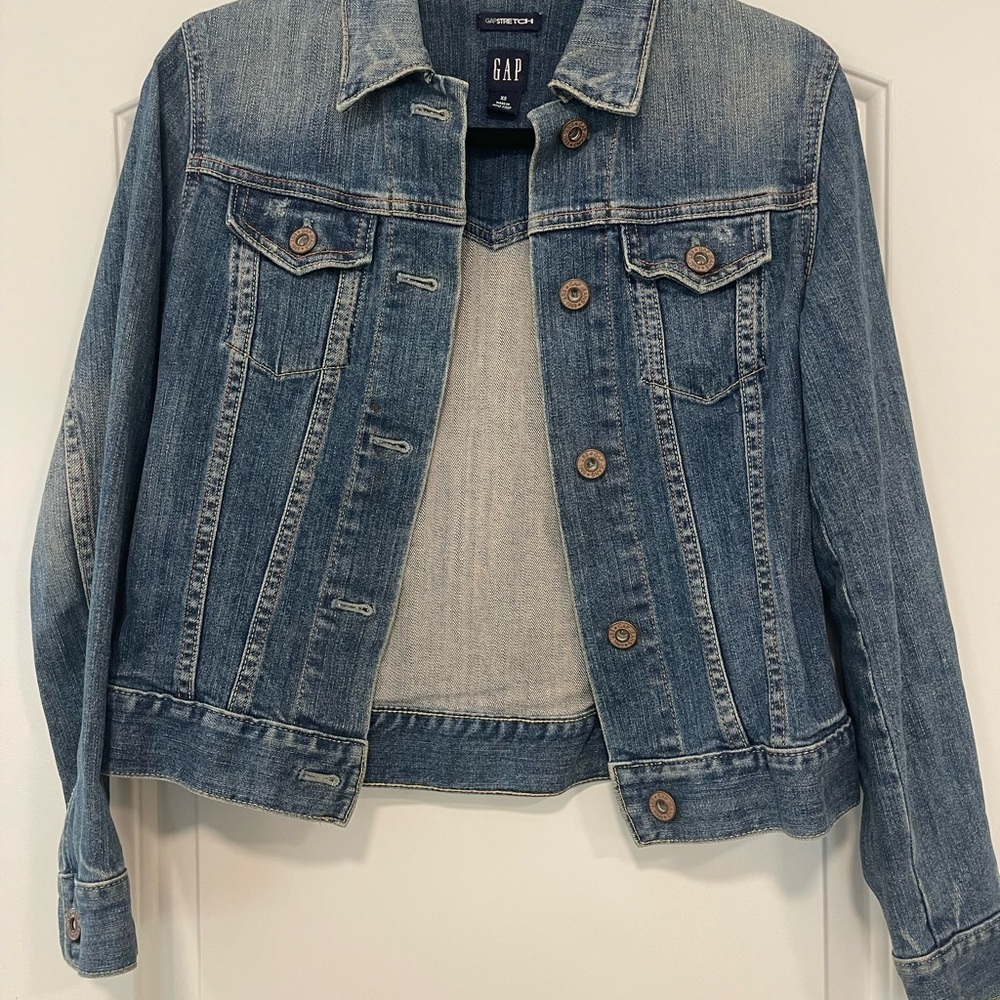 GAP Gapstretch Women’s Jean Jacket - Picture 4 of 6